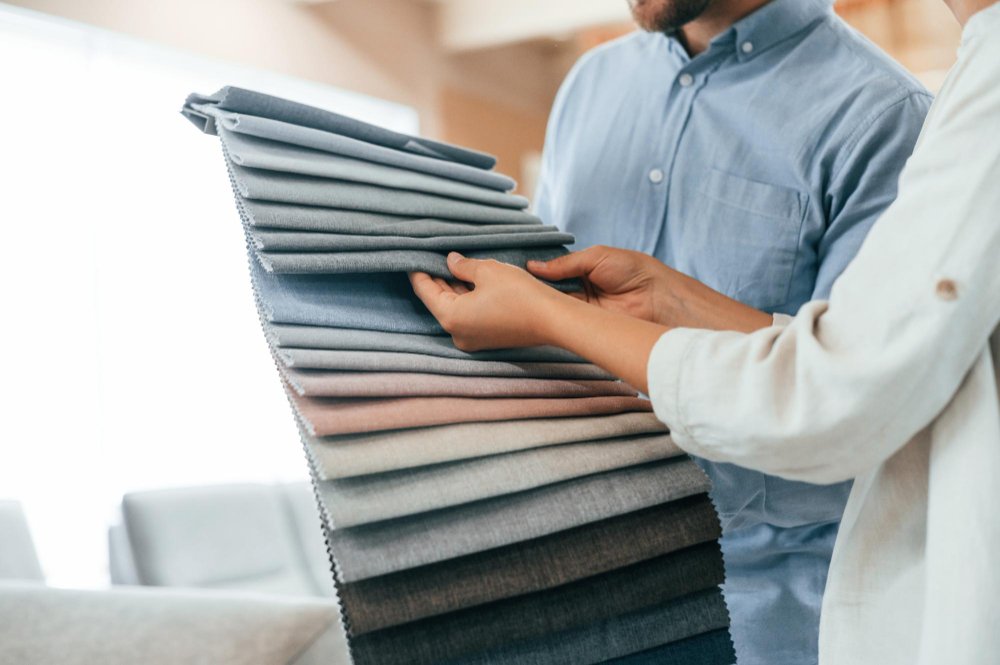 Lightweight wool and tropical wool fabrics for Saudi Arabia