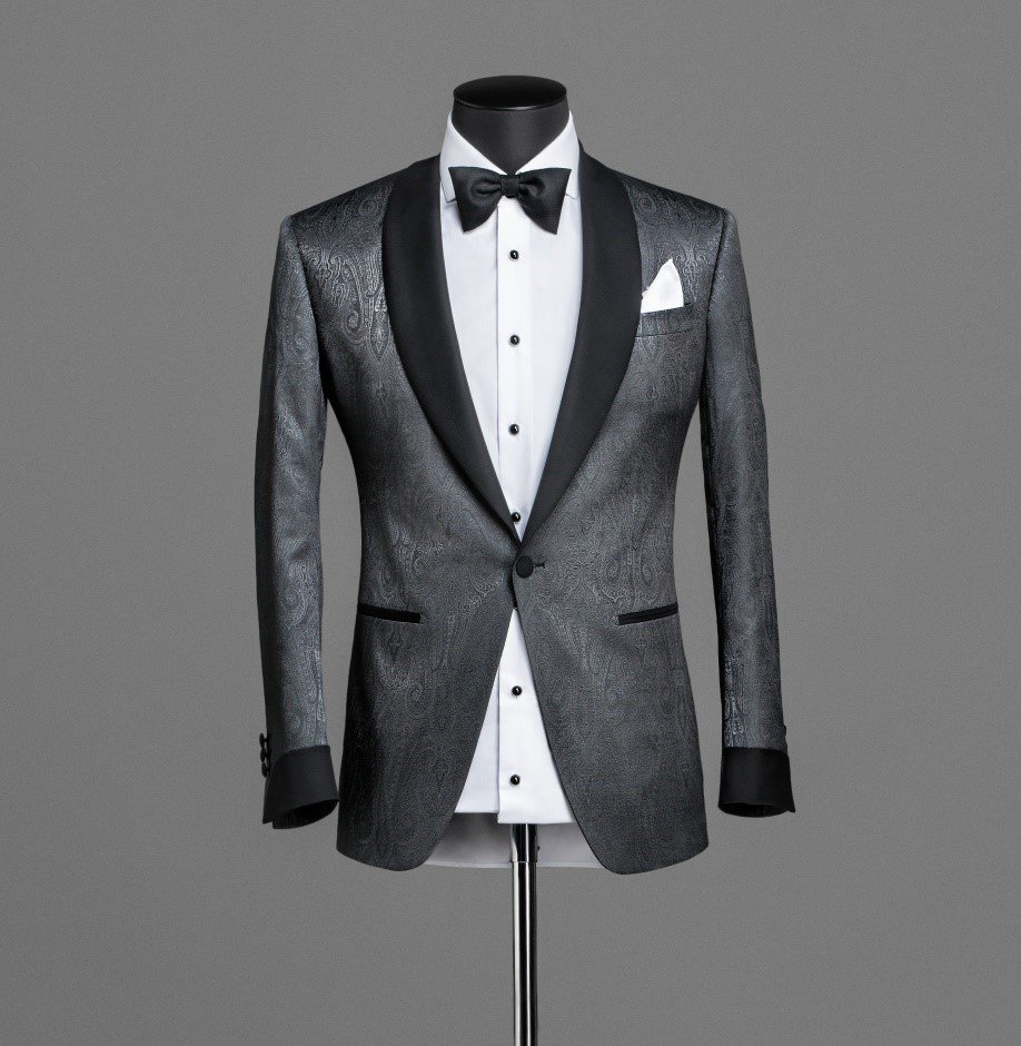 atelier-repair-clothes-stylish-look-fashion-look-men-look-wedding-style-fashion-concept-brand-clothing-classic-costumesuit-black-background-store-display-classic-style-grey-background