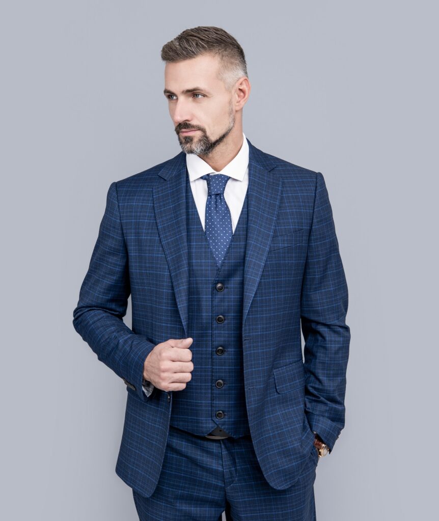 Tailor Made Men's Suits | Lookbook | Dubai, UAE